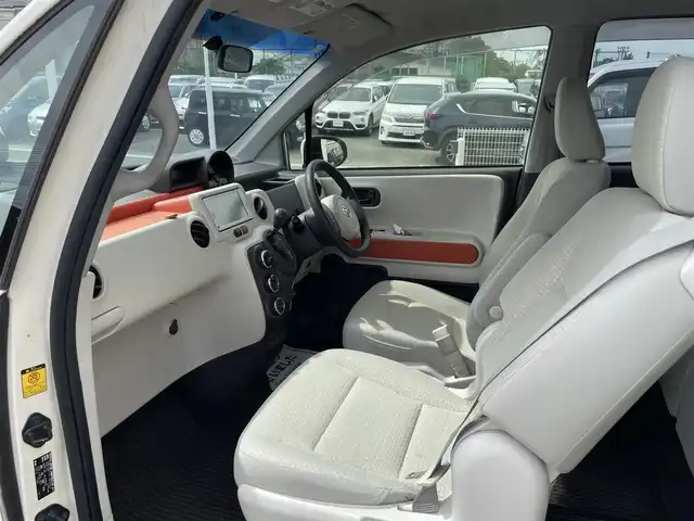 トヨタ ポルテ F 静岡県 2013(平25)年 4.4万km クリームベージュ /スマートエントリーパッケージ//純正ナビ/ワンセグTV//純正CD//バックカメラ//左パワースライドドア//ディスチャージ//ETC//スマートキー//スペアキー