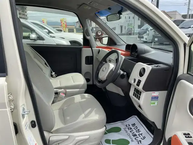 トヨタ ポルテ F 静岡県 2013(平25)年 4.4万km クリームベージュ /スマートエントリーパッケージ//純正ナビ/ワンセグTV//純正CD//バックカメラ//左パワースライドドア//ディスチャージ//ETC//スマートキー//スペアキー
