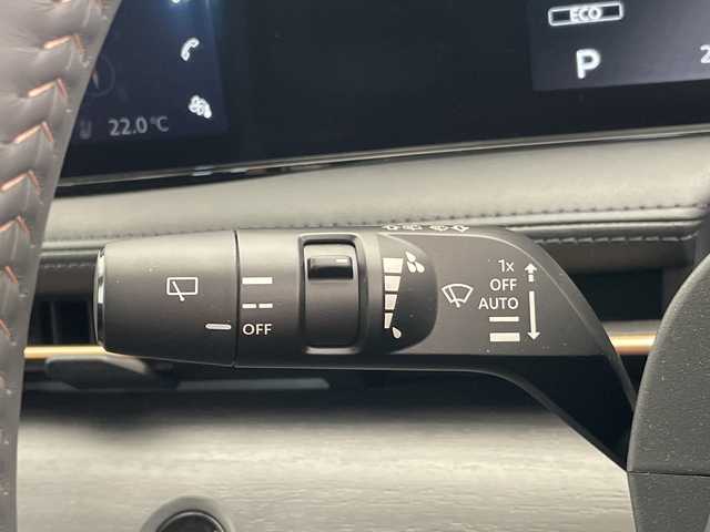 日産 アリア B6 愛知県 2022(令4)年 2.4万km 黒 プロパイロット/純正12.3型ディズプレイオーディオナビ/三眼LEDヘッドライト/全方位カメラ/レーダークルーズコントロール/シートヒーター/バックカメラ/電動リアゲート/パワーシート/コーナーセンサー/純正アルミホイール/ETC2.0/ブラインドスポットモニター/ステアリングヒーター/インテリジェントミラー/オートマチックハイビーム/ワイヤレス充電機/ドライブレコーダー/衝突軽減システム/フルセグ/Bluetooth/ステアリングスイッチ/スマートキー/プッシュスタート