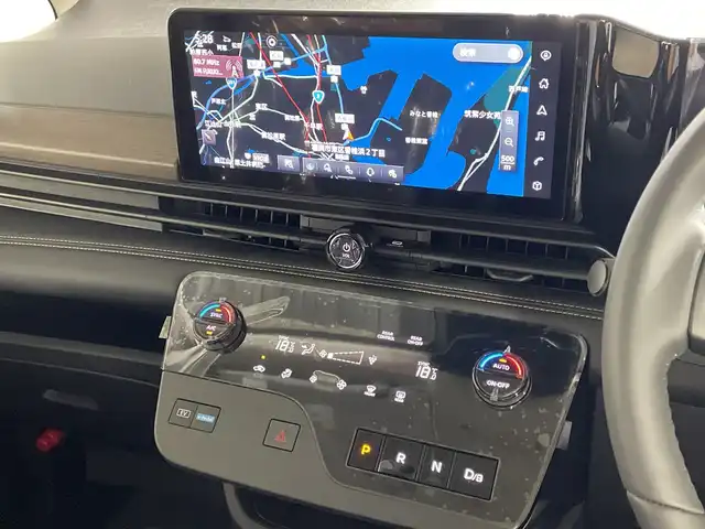 日産 セレナ e－パワー ハイウェイスター V 福岡県 2025(令7)年 0.1千km プリズムホワイト 登録済み未使用車/純正ナビ/フルセグ/全方位カメラ/両側パワースライド/BSM/ビルトインETC/横滑り防止装置/レーンアシスト/衝突軽減システム/追従型クルーズコントロール/デジタルインナーミラー/コーナーセンサー/フリップダウンモニター/LEDヘッドライト