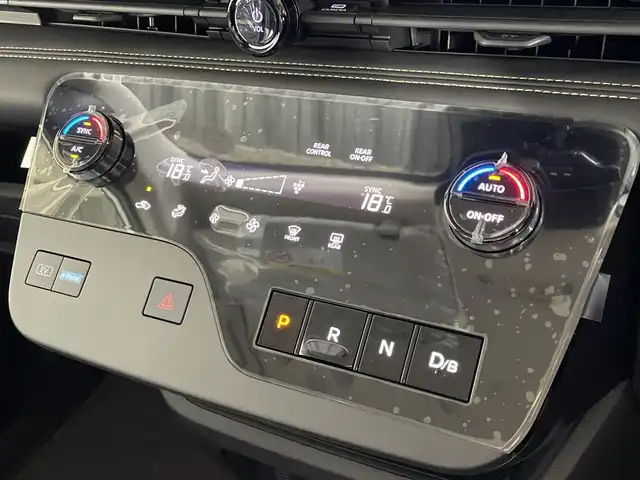 日産 セレナ e－パワー ハイウェイスター V 福岡県 2025(令7)年 0.1千km プリズムホワイト 登録済み未使用車/純正ナビ/フルセグ/全方位カメラ/両側パワースライド/BSM/ビルトインETC/横滑り防止装置/レーンアシスト/衝突軽減システム/追従型クルーズコントロール/デジタルインナーミラー/コーナーセンサー/フリップダウンモニター/LEDヘッドライト