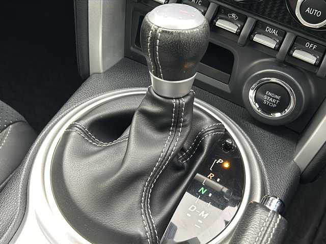 トヨタ ８６ GT LTD ハイパーパフォーマ 宮城県 2017(平29)年 5.6万km クリスタルブラックシリカ MTモード付AT/純正SDナビ/・CD/DVD/Bluetooth/フルセグTV/純正装備品/・17インチホイール/・フロアマット/・革巻きステアリング/BLITZ製車高調/Brembo製ブレーキキャリパー/LEDヘッドライト/フォグランプ/ハーフレザーシート/ヒーター/クルーズコントロール/禁煙車