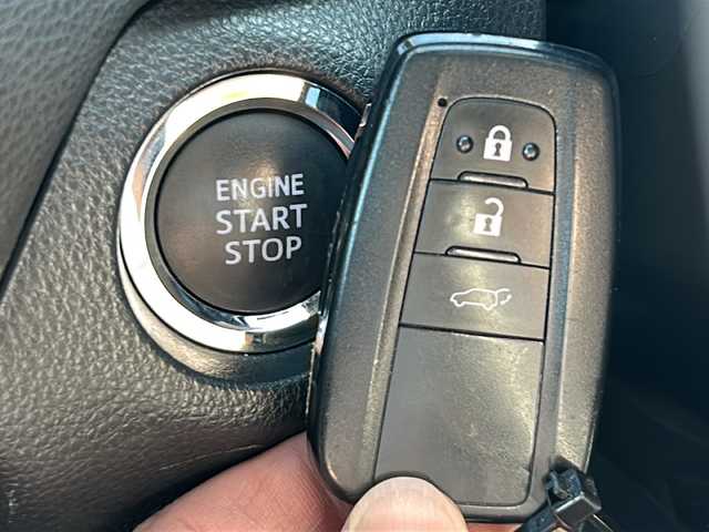 トヨタ ＲＡＶ４ G Zパッケージ 岩手県 2023(令5)年 6.4万km アティチュードブラックマイカ 純正１０．５インチナビ　全方位カメラ　フルセグＴＶ　ＨＤＭＩ　Ｂｌｕｅｔｏｏｔｈ　デジタルミラー　クルコン　電動リアゲート　パワーシート　シートヒーター　ＬＥＤヘッドライト　ＥＴＣ２．０　純正１９ＡＷ