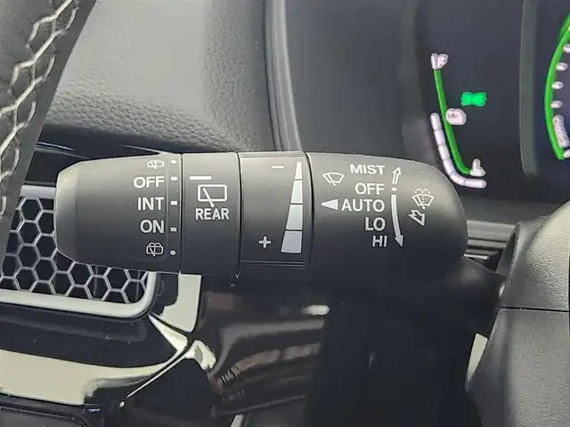 ホンダ シビック 愛知県 2024(令6)年 0.3万km プラチナホワイトパール ホンダセンシング/　・衝突被害軽減ブレーキ/　・レーンキープアシスト/　・ブラインドスポットモニター/　・アダプティブクルーズコントロール/９型グーグル搭載ホンダコネクトディスプレイ/　-BT/フルセグTV/ＡｐｐｌｅＣａｒＰｌａｙ／ＡｎｄｒｏｉｄＡｕｔｏ/ＥＴＣ２．０/前後純正ドラレコ/バックカメラ/パドルシフト/前席シートヒーター/純正１８インチＡＷ