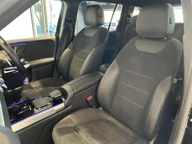 メルセデス・ベンツ Ｍ・ベンツ ＧＬＢ２００ｄ 4マチック AMGライン 愛知県 2023(令5)年 1.1万km コスモスブラック ＭＢＵＸ　/Ｂｌｕｅｔｏｏｔｈ　/３６０度カメラ　/フルセグＴＶ　/カーボン調インテイリアトリム　/ＡＣＣ　/ＬＫＡ　/ＬＤＷ　/ＢＳＭ　/１９インチＡＭＧツインスポークＡＷ　/ドライブレコーダー　/ＥＴＣ２．０/ハーフレザー　/パワーシート/シートヒーター/パワーバックドア/マルチビームLEDヘッドライト/プッシュスタート/ウィンカーミラー/アイドリングストップ