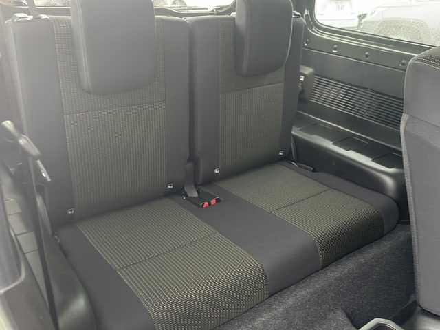 スズキ ジムニー シエラ JC 道北・旭川 2023(令5)年 1.8万km ジャングルグリーン /4WD//禁煙車//純正8型SDナビ//CD/DVD/SD/MSV/BT/USB/フルセグ//バックカメラ//スズキセーフティサポート//衝突軽減ブレーキ//レーンキープアシスト//アイドリングストップ//クルーズコントロール//シートヒーター//ミラーヒーター//ビルトインETC//前後ドライブレコーダー//オートハイビーム//オートライト//LEDヘッドライト//フォグライト//ヘッドライトウォッシャー//純正フロアマット//ドアバイザー