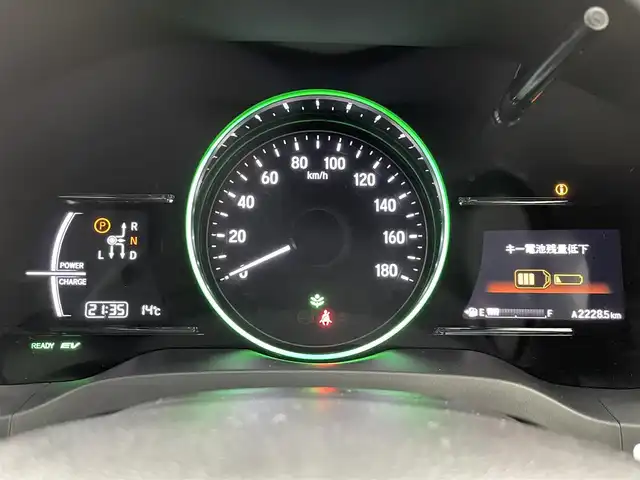 ホンダ ヴェゼル ハイブリッド Z ホンダセンシング 福島県 2018(平30)年 3.3万km ミッドナイトブルービームM ホンダセンシング/・衝突軽減ブレーキ /・誤発進抑制機能 /・歩行者事故低減ステアリング /・路外逸脱抑制機能 /・アダプティブ・クルーズ・コントロール/・車線維持支援システム/・先行車発進お知らせ機能 /・標識認識機能/純正ナビゲーション/・型式：VXM-197VFEi/・Bluetooth/TV/CD/DVD/AM・FM/・バックカメラ/・ETC/プッシュスタート/・スマートキー/・電子パーキング/・オートホールド/LEDライト/・オートライト/・フォグライト/革巻きステアリング/・ステアリングスイッチ/・パドルシフト/電動格納ウィンカーミラー/純正フロアマット/ドアバイザー