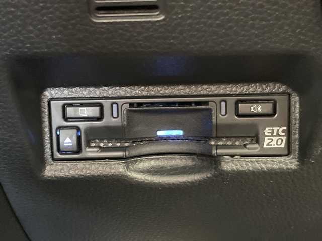 トヨタ ヴォクシー S－G 愛知県 2024(令6)年 2万km ホワイトパールクリスタルシャイン 純正ディズプレイオーディオナビ/片側パワースライド/レーダークルーズコントロール/バックカメラ/コーナーセンサー/純正アルミホイール/ETC2.0/LEDヘッドライト/オートマチックハイビーム/アイドリングストップ/衝突軽減システム/Bluetooth/ステアリングスイッチ/スマートキー/プッシュスタート