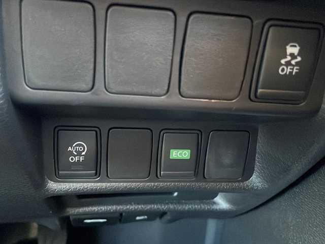 日産 エクストレイル 20X エマージェンシーブレーキ 道東・釧路十勝 2015(平27)年 7.4万km バーニングレッド 4WD/ナビ　AVN133MRC/(AM/FM/CD/DVD)/ドライブレコーダー 前後/ETC/バックカメラ/レザーシート/シートヒーター　前席/社外15インチAW/社外フロアマット/アイドリングストップ/コーナーセンサー 前後/ダウンヒルアシスト/オートライト/ライトレベライザー/フォグランプ/ABS/横滑り防止装置