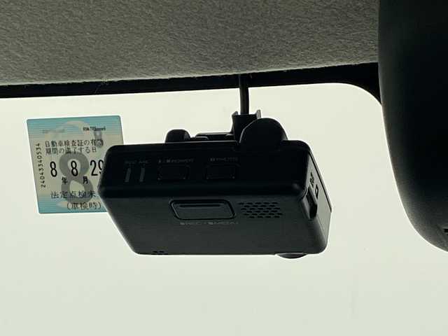 スズキ スペーシア ギア HYBRID XZ 愛知県 2021(令3)年 3.7万km シフォンアイボリーM 純正ディズプレイオーディオ　ナビ機能なし/両側パワースライドドア/レーダークルーズコントロール/シートヒーター/バックカメラ/コーナーセンサー/ルーフレール/LEDヘッドライト/オートマチックハイビーム/ドライブレコーダー/ETC/衝突軽減システム/Bluetooth/CD/ステアリングスイッチ/スマートキー/プッシュスタート