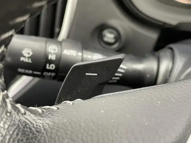 スバル フォレスター ハイブリッド アドバンス 千葉県 2018(平30)年 5.2万km ダークグレーメタリック 禁煙車/純正ナビ/・CD/DVD/BT/ACP/フルセグ/アイサイト/ブラインドスポットモニター/前後席シートヒーター/ステアリングヒーター/前席パワーシート/ハーフレザーシート/レーダークルーズコントロール/デジタルインナールームミラー/バックカメラ/フロント＆サイドカメラ/LEDヘッドライト/オートライト/フォグライト/ETC/コーナーセンサー/スマートキー/スペアキー