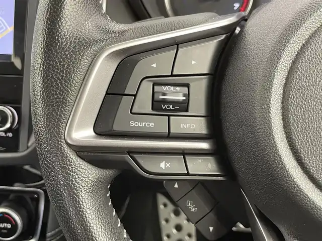 スバル フォレスター ハイブリッド アドバンス 千葉県 2018(平30)年 5.2万km ダークグレーメタリック 禁煙車/純正ナビ/・CD/DVD/BT/ACP/フルセグ/アイサイト/ブラインドスポットモニター/前後席シートヒーター/ステアリングヒーター/前席パワーシート/ハーフレザーシート/レーダークルーズコントロール/デジタルインナールームミラー/バックカメラ/フロント＆サイドカメラ/LEDヘッドライト/オートライト/フォグライト/ETC/コーナーセンサー/スマートキー/スペアキー