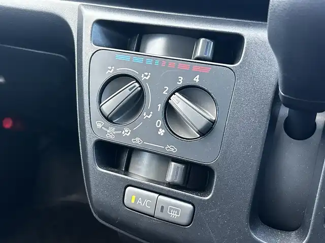 ダイハツ ミラ イース L SAⅢ 福島県 2020(令2)年 0.8万km ホワイト スマートアシストIII/衝突回避支援ブレーキ機能/衝突警報機能/車線逸脱警報機能/前後誤発進抑制制御機能/先行車発進お知らせ機能/社外ナビゲーション/型番：CN-B301B/【AM/FM/Bluetooth】/バックカメラ/ドライブレコーダー/アイドリングストップ/社外フロアマット