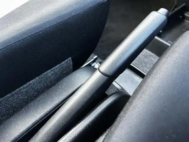 ダイハツ ミラ イース L SAⅢ 福島県 2020(令2)年 0.8万km ホワイト スマートアシストIII/衝突回避支援ブレーキ機能/衝突警報機能/車線逸脱警報機能/前後誤発進抑制制御機能/先行車発進お知らせ機能/社外ナビゲーション/型番：CN-B301B/【AM/FM/Bluetooth】/バックカメラ/ドライブレコーダー/アイドリングストップ/社外フロアマット