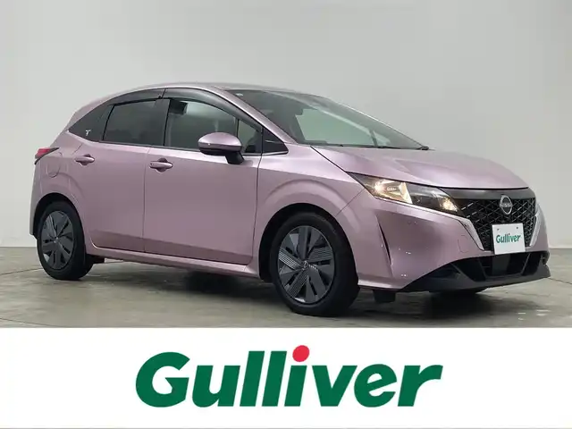 日産 ノート X 埼玉県 2021(令3)年 4.3万km パープル 純正９インチナビ　アラウンドビューモニター　ＢＳＩ　ビルトインＥＴＣ２．０　ドライブレコーダー　エマージェンシーブレーキ　インテリジェントルームミラー　ワイヤレス充電　ＨＤＭＩ　オートライト　地デジ