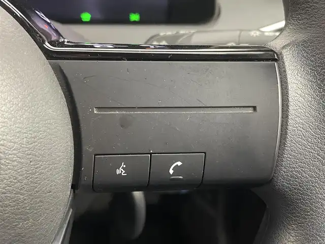 日産 ノート X 埼玉県 2021(令3)年 4.3万km パープル 純正９インチナビ　アラウンドビューモニター　ＢＳＩ　ビルトインＥＴＣ２．０　ドライブレコーダー　エマージェンシーブレーキ　インテリジェントルームミラー　ワイヤレス充電　ＨＤＭＩ　オートライト　地デジ