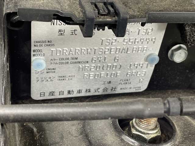 日産 エクストレイル 20Xi レザーエディション 千葉県 2021(令3)年 3.1万km ダイヤモンドブラック 純正ナビ（フルセグTV/CD/DVD/Bluetooth/SD)/全方位カメラ/ビルトインETC/衝突軽減ブレーキ/クリアランスソナー/アイドリングストップ/クリアランスソナー/デジタルインナーミラー/ルーフレール/パワーシート/シートヒーター/ルーフレール/電動リアゲート/前方ドライブレコーダー/オートマチックハイビーム/純正18インチアルミホイール/純正フロアマット/純正ドアバイザー/プッシュスタート/スマートキー/ビルトインＥＴＣ