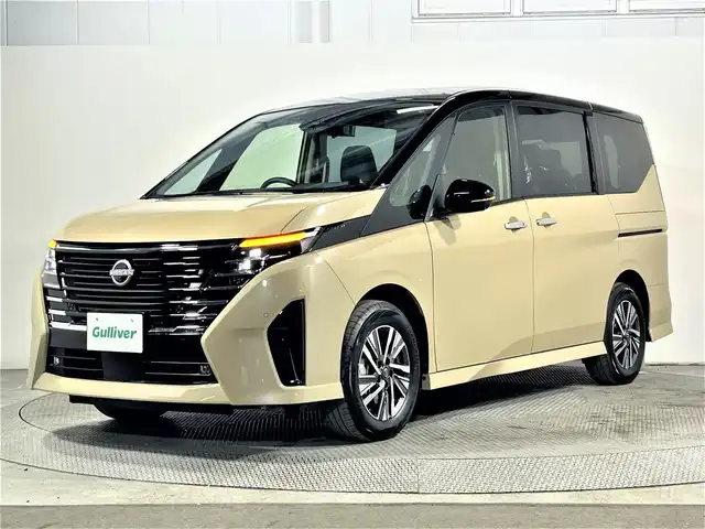 日産 セレナ e－パワー ハイウェイスター V 大阪府 2024(令6)年 0.1万km未満 ベージュ 登録済未使用車 純正ナビTV 後席モニター 両側パワースライドドア 全方位カメラ ETC プロパイロット デジタルインナーミラー BSM 衝突軽減 置くだけ充電 レーンアシスト クリアランスソナー