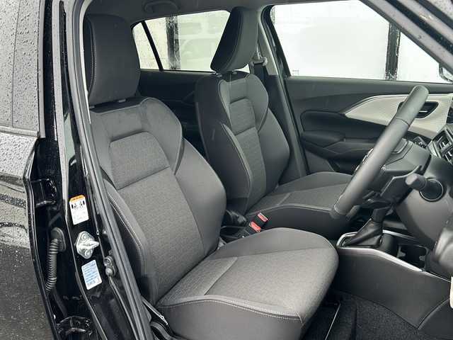 スズキ スイフト HYBRID MZ 山形県 2024(令6)年 0.1万km未満 スーパーブラックパール ワンオーナー/４WD/スズキセーフティサポート装着車/衝突被害軽減システム/純正ナビ/（Bluetooth/CD/DVD/フルセグ)/全方位カメラ/前席シートヒーター/クルーズコントロール/パドルシフト/ステアリングスイッチ/レーンキープアシスト/オートLEDヘッドライト/フォグランプ/ウィンカーミラー/スマートキー/取扱説明書
