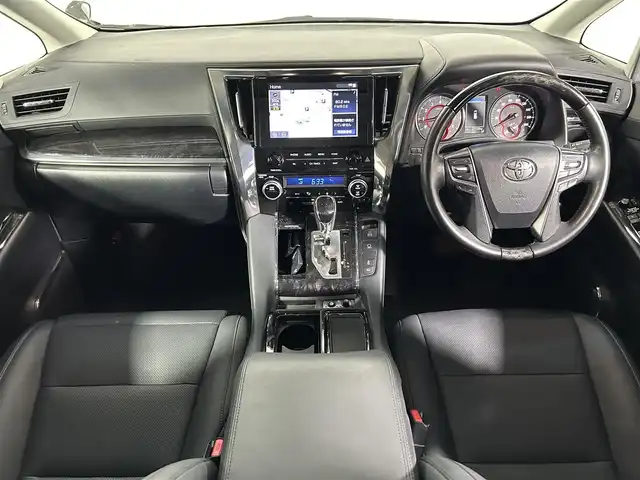 トヨタ ヴェルファイア Z Gエディション 大阪府 2020(令2)年 2.8万km ブラック サンルーフ　黒革シート　後席モニター　純正ナビＴＶ　ＢＳＭ　三眼ＬＥＤ　デジタルインナーミラー　電動リアゲート　パワーシート／ヒーター／エアコン　衝突軽減　ハンドルヒーター　レーダーＣ　１００Ｖ電」
