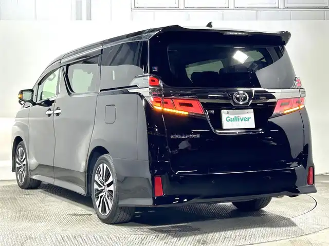 トヨタ ヴェルファイア Z Gエディション 大阪府 2020(令2)年 2.8万km ブラック サンルーフ　黒革シート　後席モニター　純正ナビＴＶ　ＢＳＭ　三眼ＬＥＤ　デジタルインナーミラー　電動リアゲート　パワーシート／ヒーター／エアコン　衝突軽減　ハンドルヒーター　レーダーＣ　１００Ｖ電」