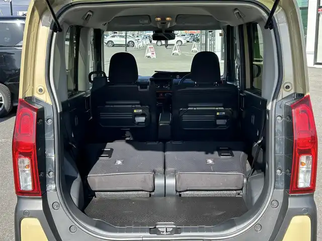 ダイハツ タント ファンクロス 道央・札幌 2023(令5)年 4.3万km サンドベージュメタリック ４WD/純正オーディオ/AM/FM/AUX/スマートアシスト/衝突被害軽減ブレーキ/横滑り防止装置/コーナーセンサー/アイドリングストップ/両側パワースライドドア/前席シートヒーター/電動パーキング/ブレーキホールド/ステアリングリモコン/プッシュスタート/スマートキー/LEDヘッドライト/オートライト/フォグランプ/電動格納ミラー/純正フロアマット/ドアバイザー/鉄チンホイール付冬タイヤ積込/155/65/R14/2021年/山5mm