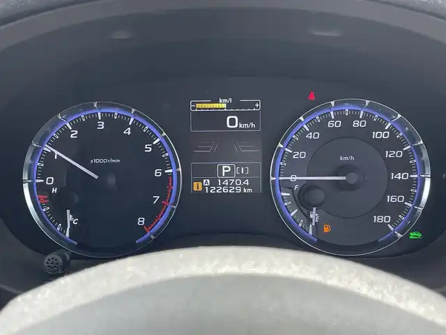 スバル レヴォーグ 1．6GT－S アイサイト 道東・釧路十勝 2014(平26)年 12.3万km クリスタルホワイトP 4WD/純正ナビ/フルセグTV/バックカメラ/パワーシート/衝突軽減ブレーキ/レーダークルーズコントロール/パドルシフト/ETC/LEDヘッドライト/フォグランプ/リアフォグ/電子パーキング/革巻きステアリング/オートライト/プッシュスタート