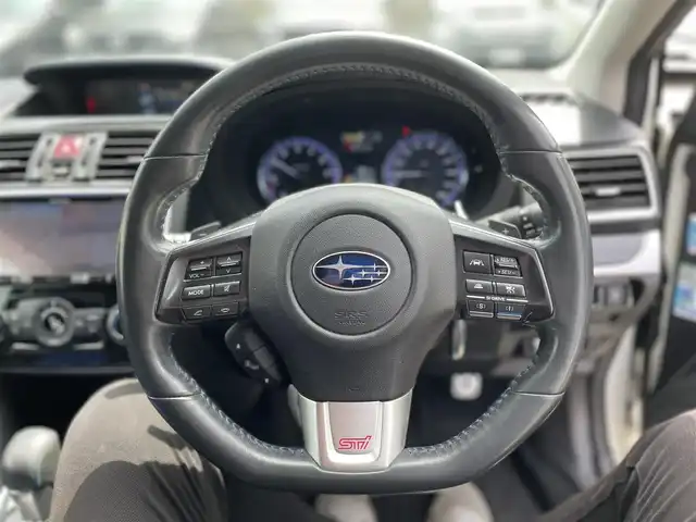 スバル レヴォーグ 1．6GT－S アイサイト 道東・釧路十勝 2014(平26)年 12.3万km クリスタルホワイトP 4WD/純正ナビ/フルセグTV/バックカメラ/パワーシート/衝突軽減ブレーキ/レーダークルーズコントロール/パドルシフト/ETC/LEDヘッドライト/フォグランプ/リアフォグ/電子パーキング/革巻きステアリング/オートライト/プッシュスタート
