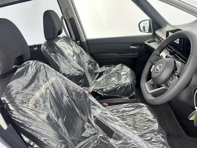 日産 セレナ e－パワー ハイウェイスター V 愛知県 2025(令7)年 0.1万km未満 パールⅡ 登録済み未使用車/アラウンドビューモニター　/プロパイロット　/両側パワースライドドア　/アドバンスドドライブアシストディスプレイ（12.3インチ)　/フルセグTV　/Bluetooth　/e-ペダル　/e-POWER　/フリップダウンモニター　/Qi充電　/革巻きステアリング　/電動パーキングシステム　/インテリジェント ルームミラー　/統合型インターフェースディスプレイ　/NissanConnectナビゲーションシステム　/ETC2.0　/ドライブレコーダー（前後)　/アダプティブLEDヘッドライトシステム　/HDMI 　/ヘッドランプ オートレベライザー　