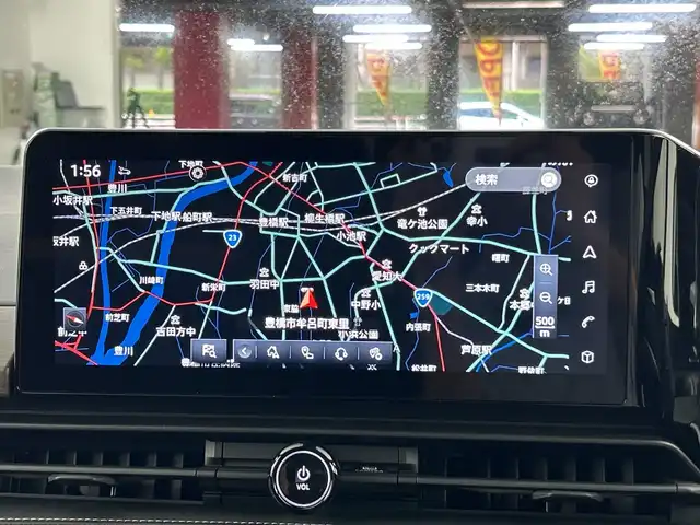 日産 セレナ e－パワー ハイウェイスター V 愛知県 2025(令7)年 0.1万km未満 プリズムホワイト ヘッドランプ オートレベライザー/+アダプティブLEDヘッドライトシステム+インテリジェント アラウンドビューモニター（移動物 検知機能付）/+インテリジェント ルームミラー+アドバンスドドライブアシストディスプレイ（12.3インチカラーディスプレイ）/+統合型インターフェースディスプレイ/+ワイヤレス充電器+6スピーカー/+NissanConnectナビゲーションシステム（地デジ内蔵）+車載通信ユニット（TCU［Telematics Control Unit］）+ETC2.0ユニット（ビルトインタイプ）/+ドライブレコーダー（前後セット）/+プロパイロット（ナビリンク機能付）/+プロパイロット緊急停止支援システム（SOSコール機能付）+SOSコール（488/400円）/後席専用モニターHDMI NissanConnectナビ付車用(125/400円)