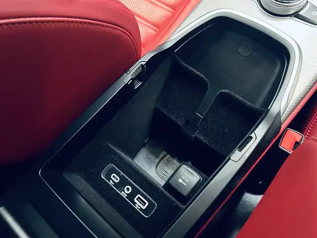 アルファロメオ ステルヴィオ 2.2ターボ ディーゼルQ4 ヴェローチェ 大阪府 2021(令3)年 1.5万km グレー ハーマンカードン/赤革/パワーシート/シートヒーター/Dシートメモリ/ステアリングヒーター/純正ナビ/TV/バックカメラ/ACC/ブラインドスポット/電動リアゲート/純正20インチAW/ワイヤレス充電/パドルシフト