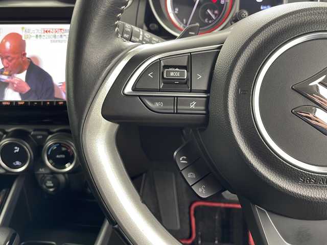 スズキ スイフト HYBRID RS 道央・札幌 2020(令2)年 4.6万km スピーディーブルーメタリック/ブラック2トーンルーフ ・４WD/・デュアルセンサーブレーキサポート/・純正ナビ（CN-RZ853）/・Bluetooth/CD/DVD/SD/フルセグTV/・アラウンドビューモニター/・パドルシフト/・シートヒーター運転席/助手席/・LEDヘッドライト/・オートライト/・オートマチックハイビーム/・スマートキー/・スペアキー1本/・レーダークルーズコントロール/・レーンキープアシスト/・衝突被害軽減ブレーキ/・横滑り防止装置/・盗難防止装置/・ブラインドスポットモニター/・ETC/・アイドリングストップ/・積込スタッドレス社外AW付