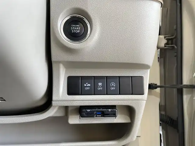 スズキ ラパン S 岩手県 2018(平30)年 8.9万km フォーンベージュM ４WD/全方位モニター/レーダーブレーキサポート/横滑り防止装置/アイドリングストップ/ヒーター付きドアミラー/フロントベンチシート/シートヒーター/ドアバイザー/純正ナビ/ステアリングスイッチ/ETC/オートライト/LEDヘッドライト/純正ホイールキャップ