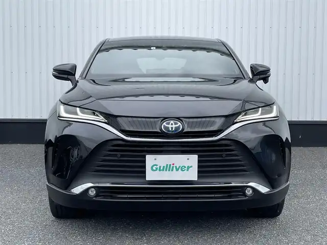 トヨタ ハリアー ハイブリッド Z 千葉県 2023(令5)年 2.8万km プレシャスブラックパール 純正12.3インチナビ/JBLプレミアムサウンド/(フルセグTV/BT/FM/AM)/バックカメラ/デジタルインナーミラー/ブラインドスポットモニター/衝突被害軽減システム/車線逸脱警報/レーダークルーズコントロール/ハーフレザーシート/横滑り防止装置/ビルトインETC2.0/アイドリングストップ/LEDヘッドライト/フォグランプ/オートライト/ウィンカーミラー/電動格納ミラー/純正19インチAW/シートリフター/電動リアゲート/プッシュスタート/スマートキー/フロアマット/保証書/取扱説明書