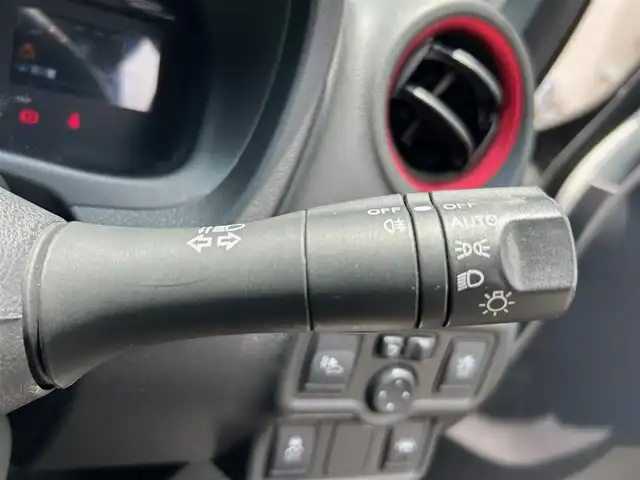 日産 ノート e－パワー ニスモ 熊本県 2017(平29)年 7.1万km ブリリアントホワイトパール ワンオーナー/衝突軽減ブレーキ/レーンキープアシスト/プッシュスタート/純正ナビ/（CD・DVD・フルセグTV・BTオーディオ・SD）/アラウンドビューモニター/ETC/純正16インチAW/LEDヘッドライト/オートライト/前後コーナーセンサー/横滑り防止装置/ウィンカーミラー/純正フロアマット/純正ドアバイザー/新車保証書/取扱説明書/スマートスペアキー×1本