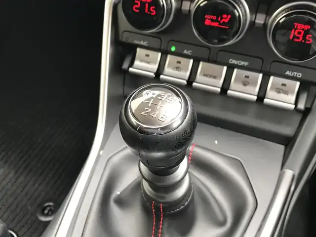 スバル ＢＲＺ S 富山県 2021(令3)年 5.3万km 青 〇ワンオーナー/〇社外ナビ/〇フルセグTV/〇バックカメラ/〇ETC/〇ドライブレコーダー/〇STIフロントアンダースポイラー/〇クルーズコントロール/〇LEDヘッドランプ/〇オートライト/〇パワーバッグドア/〇純正18インチアルミ/〇革巻きステアリング/〇ウルトラスエードコンビシート/〇シートヒーター/〇左右独立オートエアコン/〇キーレスアクセス/〇禁煙車