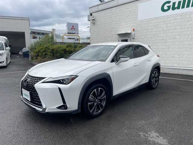 レクサス ＵＸ 250h バージョンL 神奈川県 2018(平30)年 3万km パール