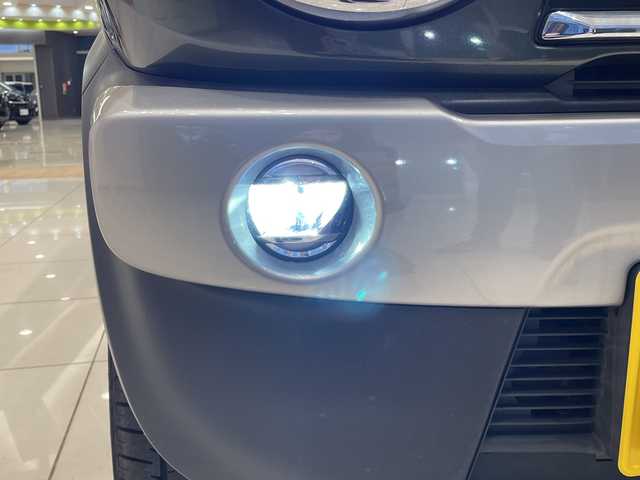 スズキ ハスラー Jターボ ブラックインテリアパッケージ 神奈川県 2019(令1)年 4.3万km クールカーキPM デュアルカメラブレーキサポート/社外8インチナビ（CD/DVD/BT）/フルセグTV/全方位カメラ/クルーズコントロール/ＨＩＤオートライト/ハーフレザーシート/前席シートヒーター/純正15インチアルミホイール/パドルシフト/アイドリングストップ/ステアリングスイッチ/ＥＴＣ/純正フロアマット/純正ドアバイザー