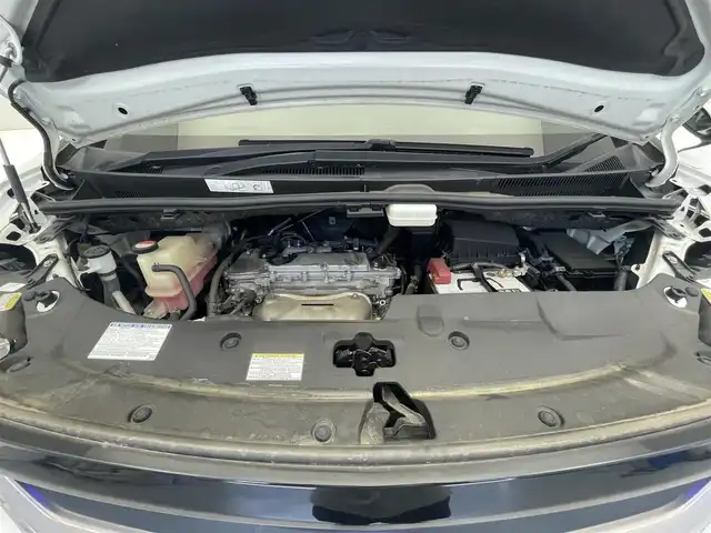 トヨタ アルファード S 滋賀県 2017(平29)年 5.2万km ホワイトパールクリスタルシャイン 禁煙車/モデリスタエアロ/モデリスタグリル/サンルーフ/純正９型SDナビ/・CD/DVD/フルセグ/Bluetooth/SD/純正１２型フリップダウンモニター/バックカメラ/両側パワースライドドア/LEDヘッドライト/純正１７AW/ビルトインETC/スマートキー