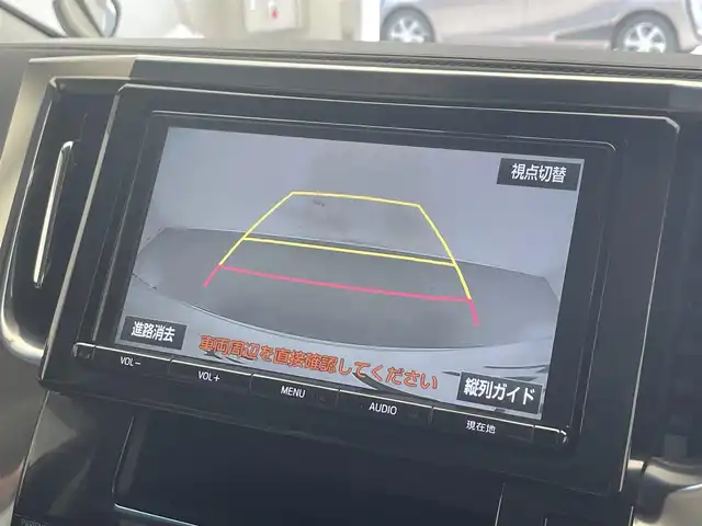 トヨタ アルファード S 滋賀県 2017(平29)年 5.2万km ホワイトパールクリスタルシャイン 禁煙車/モデリスタエアロ/モデリスタグリル/サンルーフ/純正９型SDナビ/・CD/DVD/フルセグ/Bluetooth/SD/純正１２型フリップダウンモニター/バックカメラ/両側パワースライドドア/LEDヘッドライト/純正１７AW/ビルトインETC/スマートキー