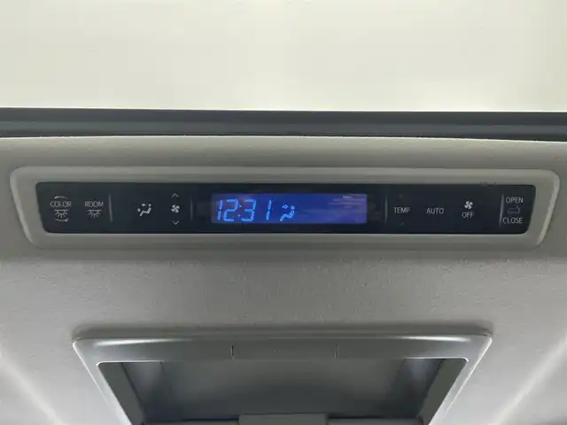 トヨタ アルファード S 滋賀県 2017(平29)年 5.2万km ホワイトパールクリスタルシャイン 禁煙車/モデリスタエアロ/モデリスタグリル/サンルーフ/純正９型SDナビ/・CD/DVD/フルセグ/Bluetooth/SD/純正１２型フリップダウンモニター/バックカメラ/両側パワースライドドア/LEDヘッドライト/純正１７AW/ビルトインETC/スマートキー