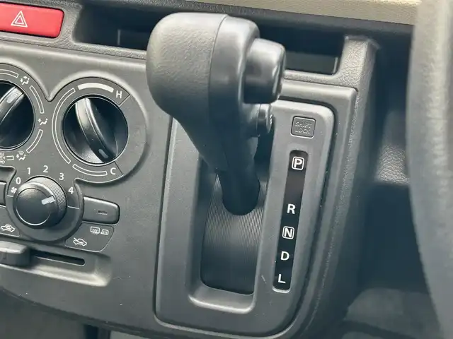 スズキ アルト S 岩手県 2019(令1)年 2.3万km スペリアホワイト ナビ　Ｂｌｕｅｔｏｏｔｈ　ＣＤ　ＤＶＤ　ＵＳＢ入力端子　ＡＵＸ　シートヒーター　衝突軽減　リモコンキー　オートライト　衝突軽減システム　ＥＴＣ