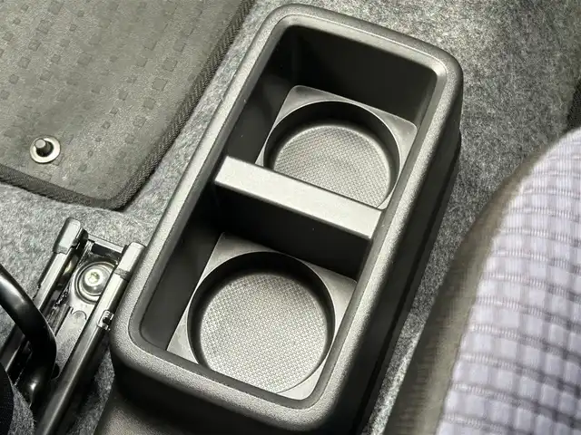 スズキ アルト S 岩手県 2019(令1)年 2.3万km スペリアホワイト ナビ　Ｂｌｕｅｔｏｏｔｈ　ＣＤ　ＤＶＤ　ＵＳＢ入力端子　ＡＵＸ　シートヒーター　衝突軽減　リモコンキー　オートライト　衝突軽減システム　ＥＴＣ