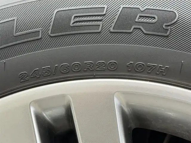 トヨタ ＦＪクルーザー 大阪府 2017(平29)年 5.1万km ベージュ/ホワイト 純正ナビTV バックカメラ クルーズコントロール 横滑り防止装置 クリアランスソナー ヘッドライトレベライザー ETC 純正アルミホイール ４WD
