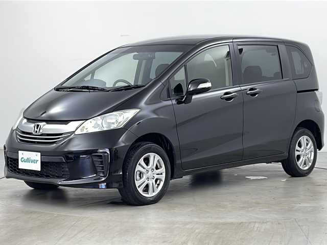 ホンダ フリード G ジャストセレクション 道央・札幌 2014(平26)年 8万km プレミアムスパークルブラックパール ・４WD/・純正SDナビ(CD&DVD&BT&ワンセグTV&SD)/・寒冷地仕様/・横滑り防止/・ステアリングスイッチ/・社外ドラレコ(前後)/・純正フロアマット/・シートアジャスター/・片側パワースライドドア/・フロントワイパーデアイサー/・ミラーヒーター/・リトラミラー/・社外エンジンスターター/・HIDライト/・キーレスキー/・スマートキー