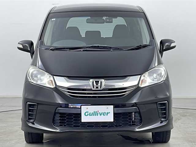 ホンダ フリード G ジャストセレクション 道央・札幌 2014(平26)年 8万km プレミアムスパークルブラックパール ・４WD/・純正SDナビ(CD&DVD&BT&ワンセグTV&SD)/・寒冷地仕様/・横滑り防止/・ステアリングスイッチ/・社外ドラレコ(前後)/・純正フロアマット/・シートアジャスター/・片側パワースライドドア/・フロントワイパーデアイサー/・ミラーヒーター/・リトラミラー/・社外エンジンスターター/・HIDライト/・キーレスキー/・スマートキー