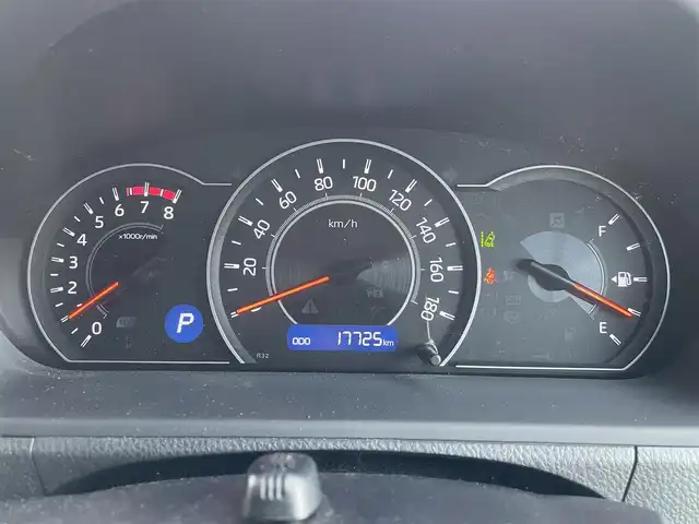 トヨタ ヴォクシー ZS 煌 東京都 2018(平30)年 1.8万km ブラック 純正９型ナビ　/・Ｂｌｕｅｔｏｏｔｈ　/・フルセグ　/・ＣＤ／ＤＶＤ再生　/純正１２型フリップダウンモニター　/ＴＳＳ　/・クルーズコントロール　/・衝突軽減/・LKAS　/両側電動スライドドア　/バックモニター　/ＡＨＢ　/ＬＥＤヘッド