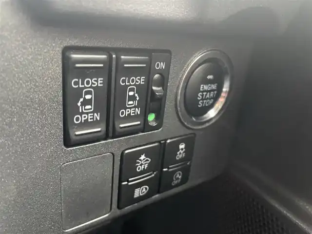 トヨタ ピクシスメガ L SAⅢ 大分県 2020(令2)年 4.3万km タングステングレーM 社外メモリナビ/Bluetooth/Fm/AM/CD/DVD/バックカメラ/ETC/両側電動スライドドア/衝突被害軽減ブレーキ/コーナーセンサー/アイドリングストップ/プッシュスタートボタン/オートライト/オートハイビーム/電動格納ミラー/スマートキー/ドライブレコーダー前後