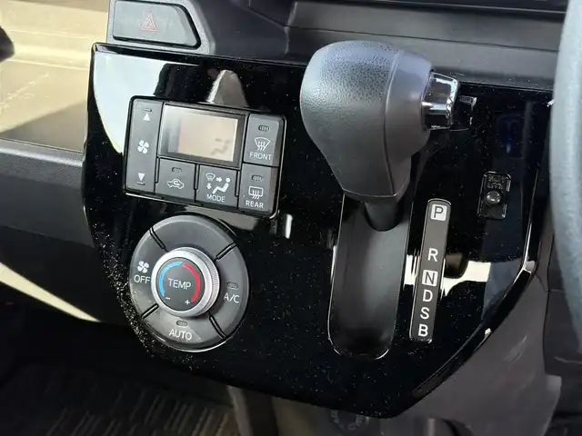 トヨタ ピクシスメガ L SAⅢ 大分県 2020(令2)年 4.3万km タングステングレーM 社外メモリナビ/Bluetooth/Fm/AM/CD/DVD/バックカメラ/ETC/両側電動スライドドア/衝突被害軽減ブレーキ/コーナーセンサー/アイドリングストップ/プッシュスタートボタン/オートライト/オートハイビーム/電動格納ミラー/スマートキー/ドライブレコーダー前後