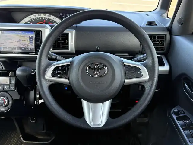 トヨタ ピクシスメガ L SAⅢ 大分県 2020(令2)年 4.3万km タングステングレーM 社外メモリナビ/Bluetooth/Fm/AM/CD/DVD/バックカメラ/ETC/両側電動スライドドア/衝突被害軽減ブレーキ/コーナーセンサー/アイドリングストップ/プッシュスタートボタン/オートライト/オートハイビーム/電動格納ミラー/スマートキー/ドライブレコーダー前後